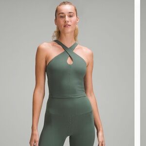 LIKE NEW Lululemon Key hole Align tank size 8 in dark forest green